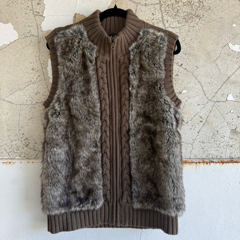 Faux‎ Fur Sweater Vest Tribal Womens M Cable Knit Mock Neck Cabincore Apres Ski